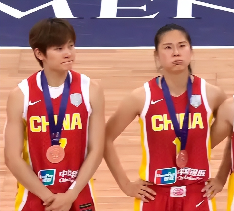 bgAX, 新一期中国, 这期 bgAX, 新一期中国, 这期