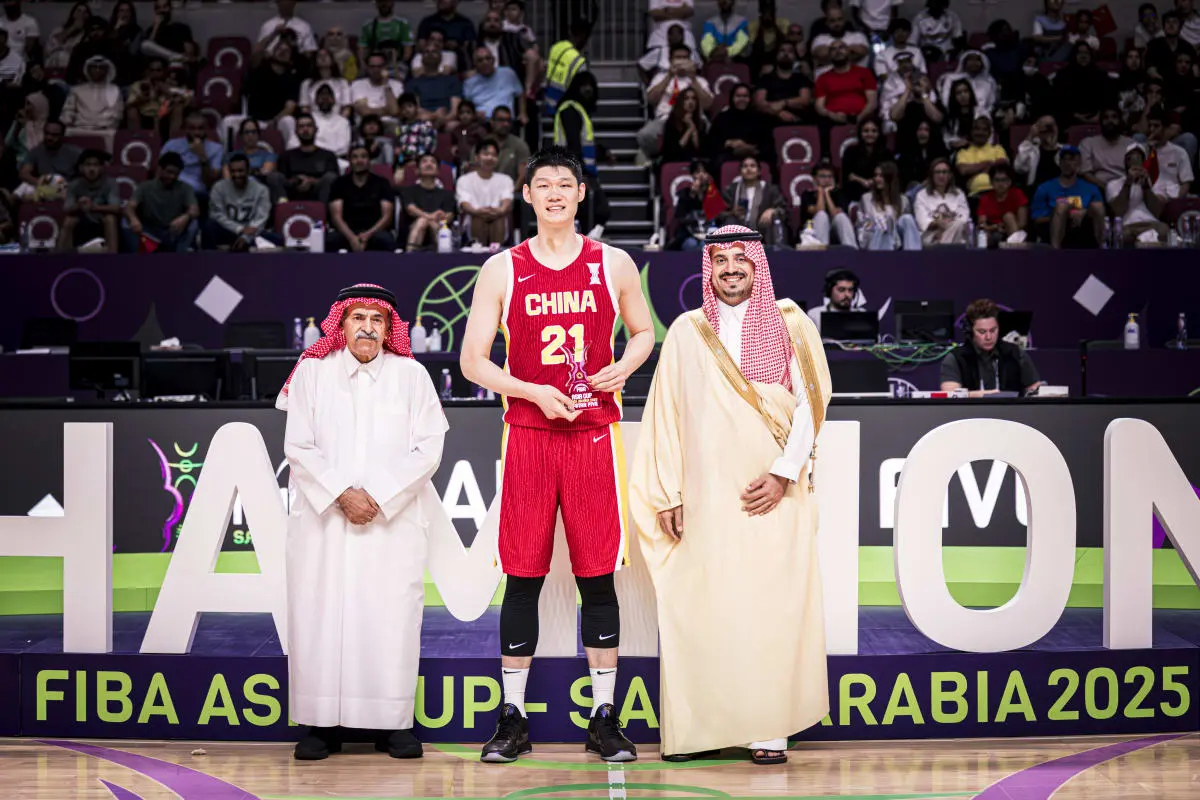 到比赛最后, 胡金秋在本 到比赛最后, 胡金秋在本