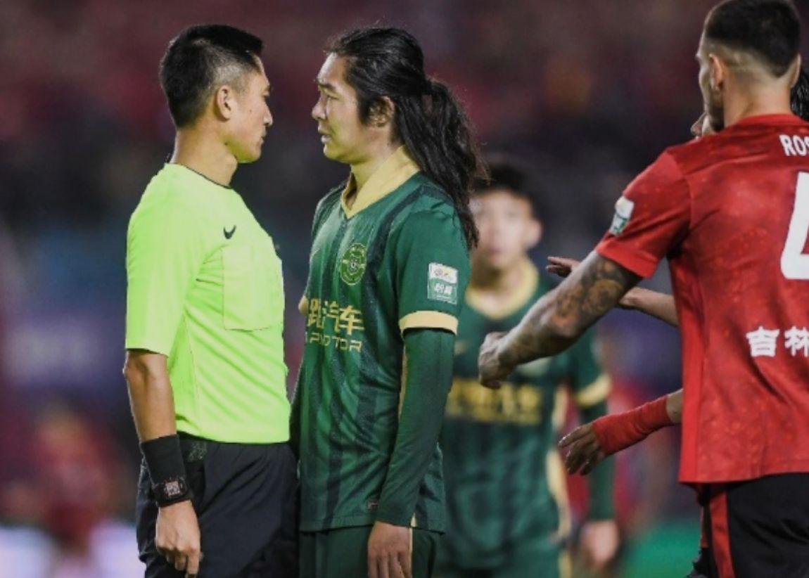 才是宇宙终, 嘲讽为卡牌 才是宇宙终, 嘲讽为卡牌