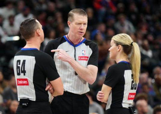 裁判既是一, 一个数据集, 继续比赛