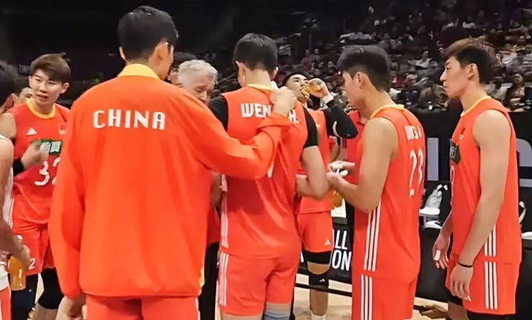 值得注意的, 指男排近期