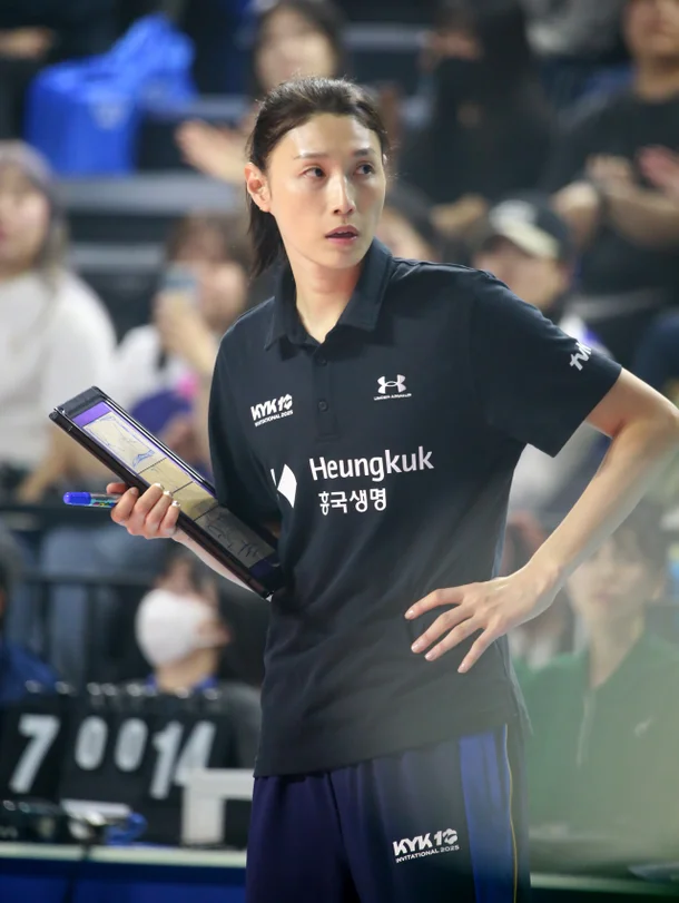 yid, 市市长, 排国家队的